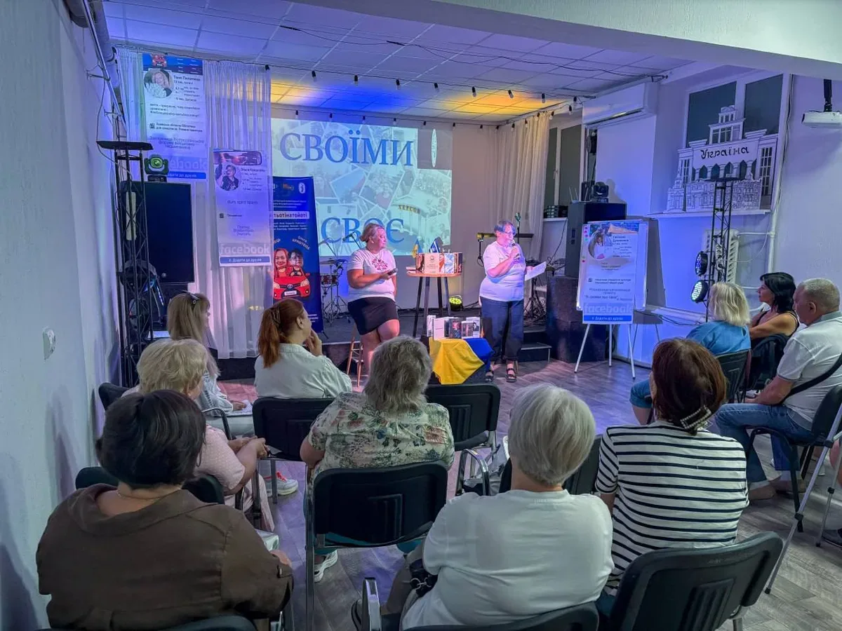 Запуск проєкту «Зі Своїми Про Своє» в Херсоні з подкастами про стійкість та творчість 7