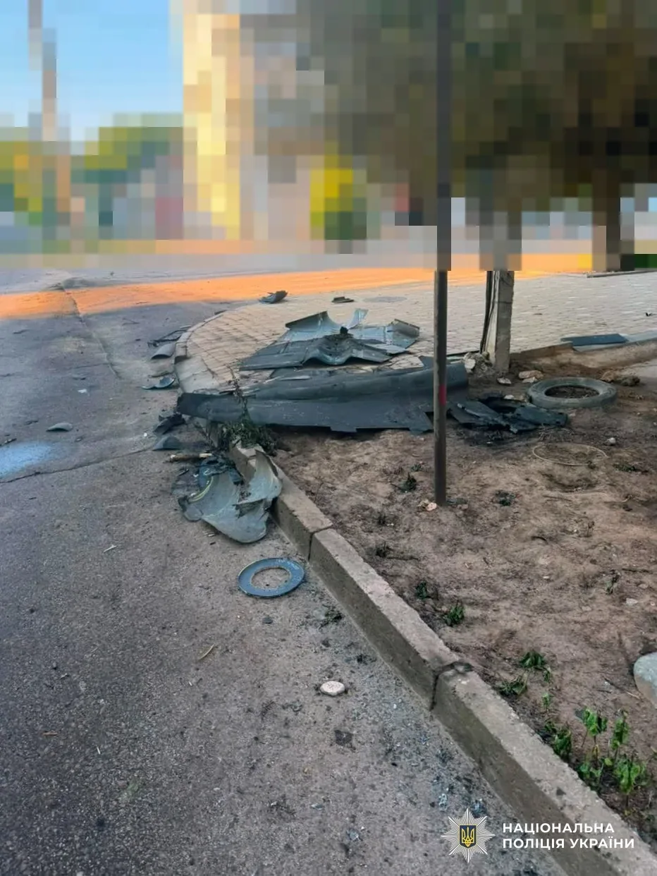 Пошкоджені будівлі після обстрілів у Херсонській області, наслідки атак російських військ 6