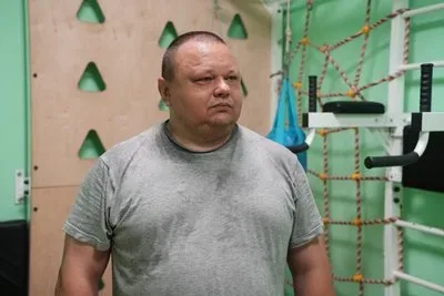 Михайло Нестеров, ветеран та тренер з карате, займається з дітьми з розладами аутистичного спектру в Херсоні. 3