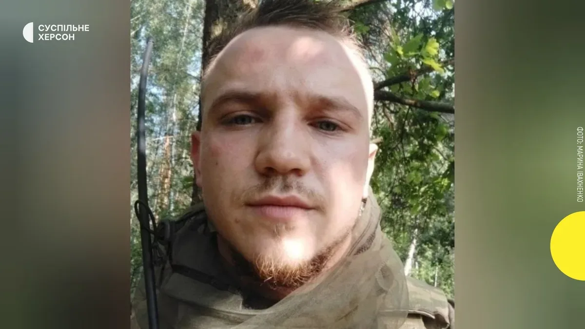 Втомлений військовослужбовець на передовій у бліндажі, виснажений та сумний 4