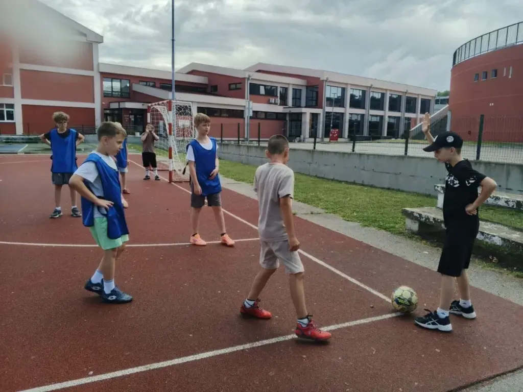 Юні спортсмени з Херсонщини продовжують відпочинок у Сербії