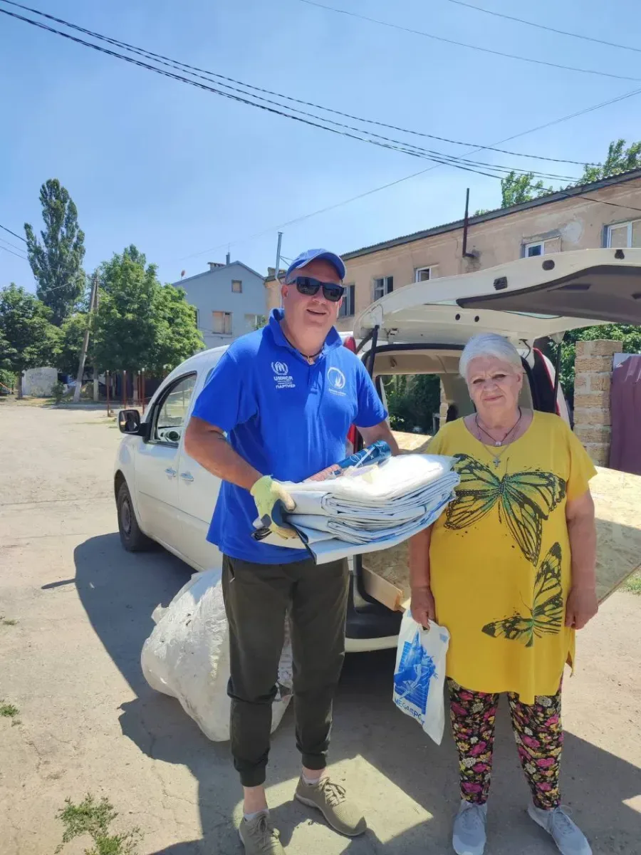Пакунки з гуманітарною допомогою для мешканців Зеленівського та Степанівського округів Херсона 4
