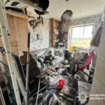 Пошкодження після обстрілів на Херсонщині: зруйновані будівлі, пожежі, поле з зерновими