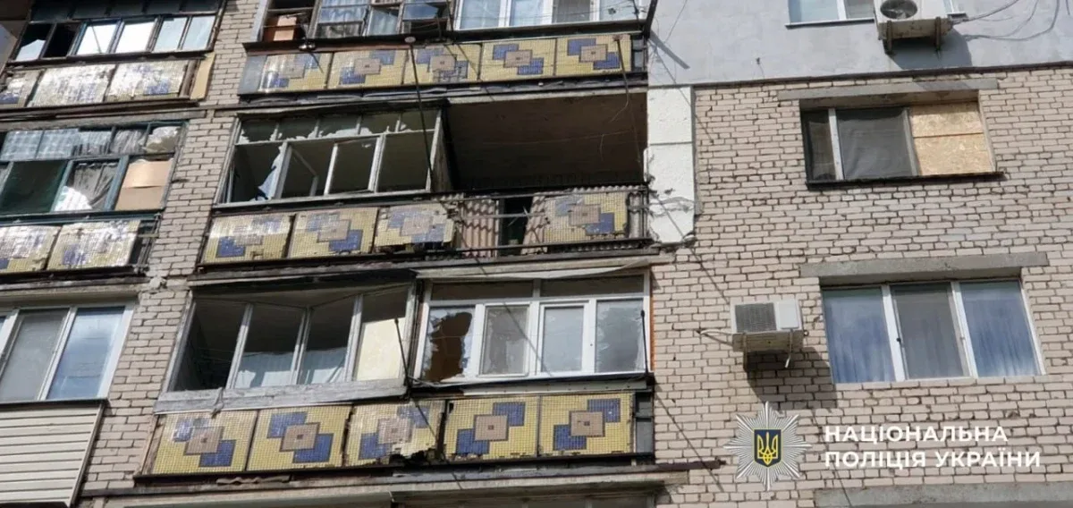 Пошкодження після обстрілів на Херсонщині: зруйновані будівлі, пожежі, поле з зерновими 5