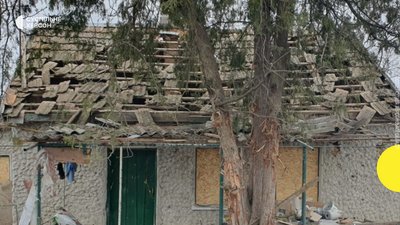 Російський дрон вдарив по будинку у Комишанах поблизу Херсона: поранені дві жінки