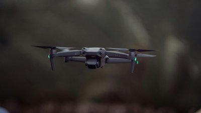 Російський дрон атакував Надіївку на Херсонщині: поранений 19-річний хлопець