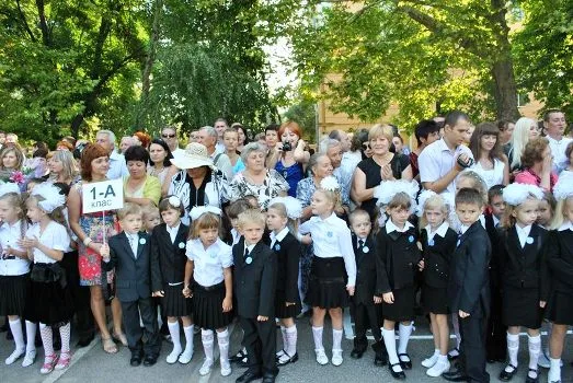 Фонд Устина Мальцева презентовал книгу для первоклассников Херсона