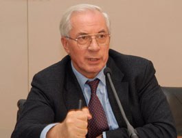 Депутаты Херсонского облсовета просят Азарова увеличить финансирование региона на более 1 млрд. грн.