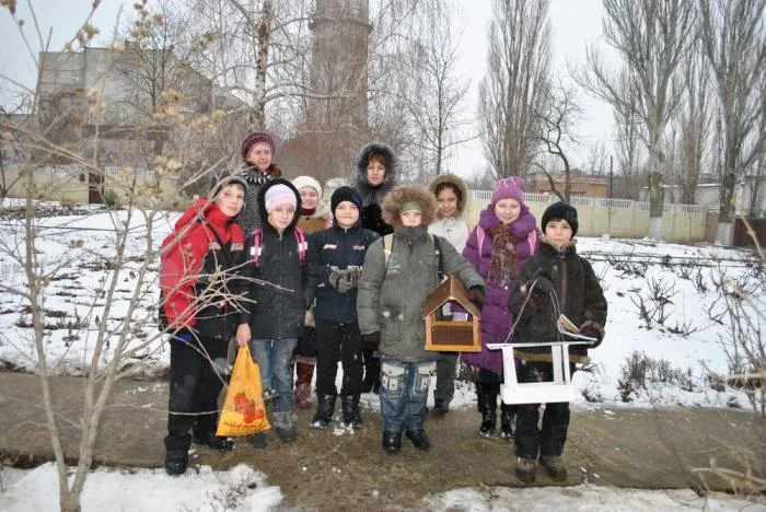 В Херсоне проходит ежегодная акция «Поможем зимующим птицам»