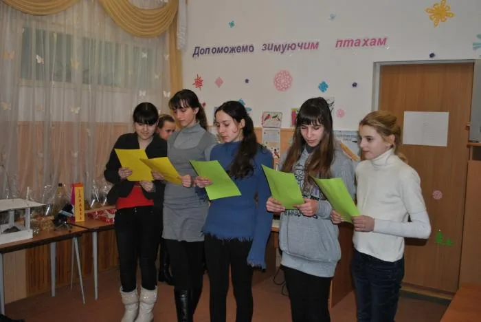 В Херсоне проходит ежегодная акция «Поможем зимующим птицам»