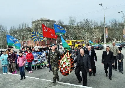 Михаил Опанащенко: Защитником Отечества должен быть каждый на своем месте: будь ты рабочий , врач или политик