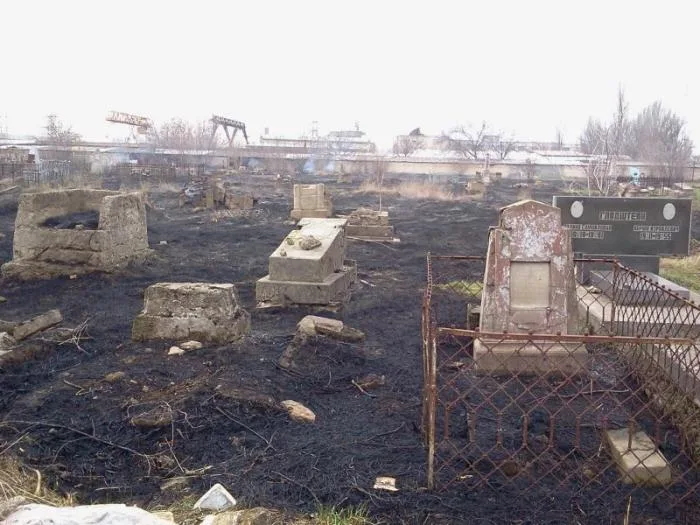 В Херсоне сгорело мемориальное еврейское кладбище (уточнено)