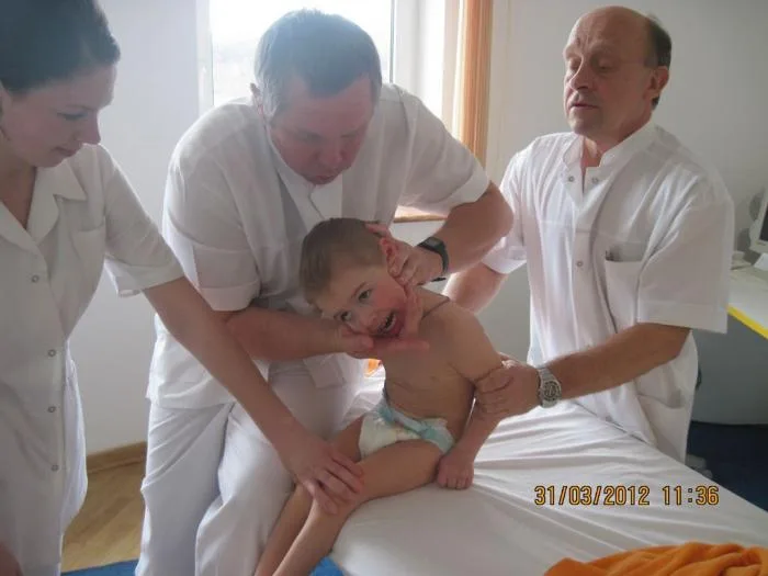 Благотворительная дельфинотерапия