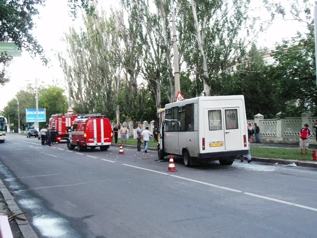 В Херсоне маршрутки отправили в больницу 5 херсонцев (уточнено)