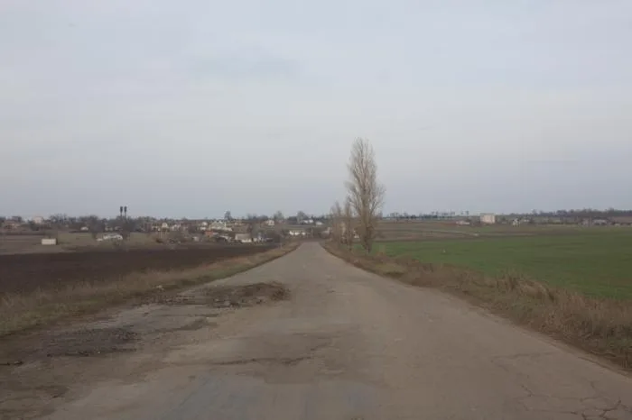 Дорога в «Авангард» устлана благими намерениями… На асфальт денег не нашлось