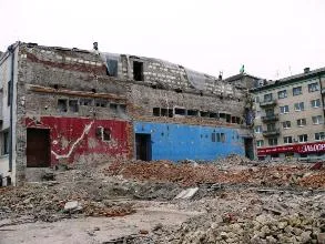 Реконструкцию кинотеатра “Украина” не могут начать из-за подтопления
