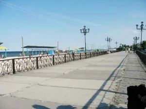 Прокуратура продолжает сносить самострои вдоль морей