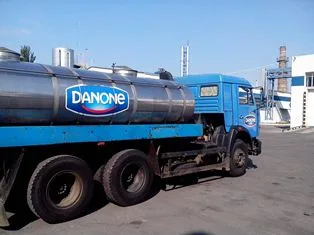 Концерн “Данон Украина” и в дальнейшем намерен возить молочные продукты из Херсона в Крым