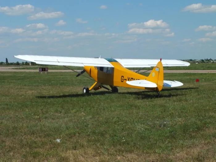 Сегодня 2 тыс. херсонцев пришли посмотреть на ретро-самолеты аэроклуба Air Squadron