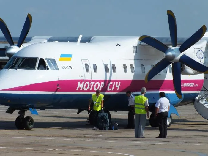 Сегодня из аэропорта “Херсон” отправлен первый авиарейс маршрутом Херсон-Москва