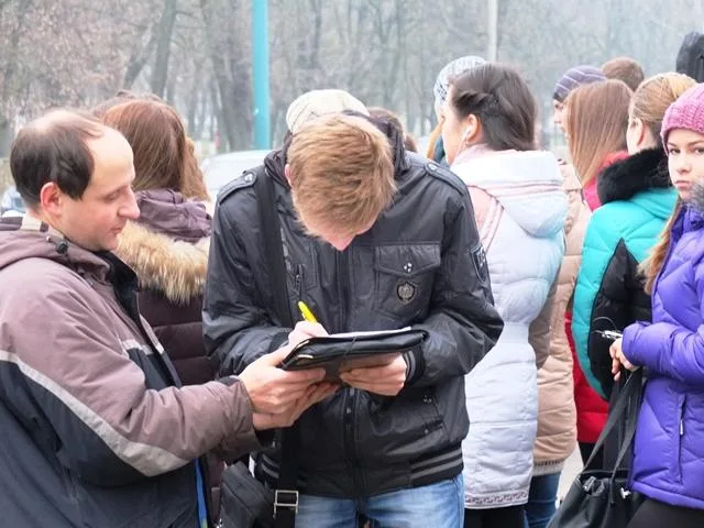 Херсонские «евромайданщики» взялись за возрождение «кРока у майбутнє»