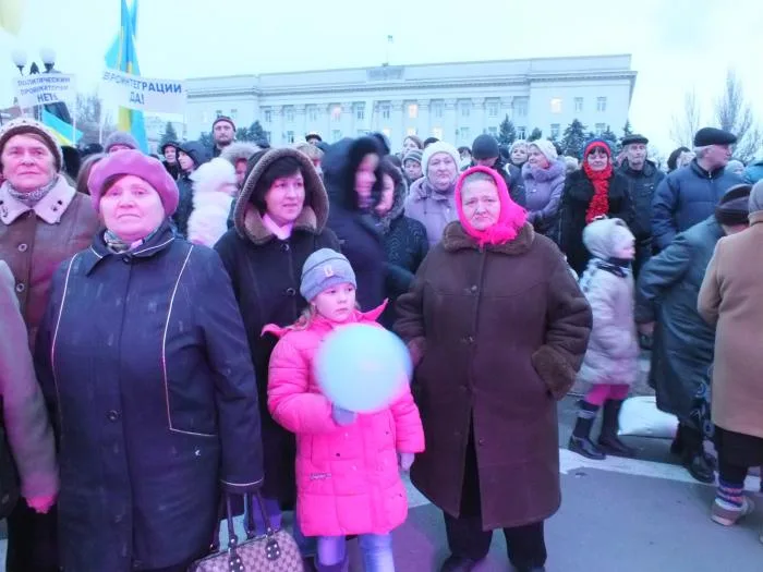 Херсонские регионалы во главе с губернатором провели свой Майдан