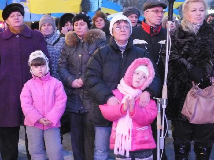 Херсонские регионалы во главе с губернатором провели свой Майдан