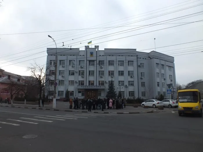Активисты Херсонского Евромайдана “передали привет” Пшонке через Свиденко (дополнено)