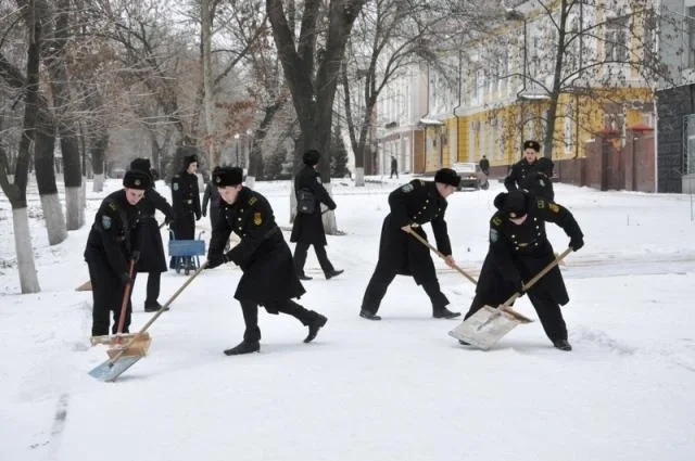 В мэрии Херсона хотят, чтоб город убирали дети