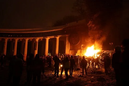 МАЙДАН ОНЛАЙН: ХРОНИКА СТОЛКНОВЕНИЙ В ЦЕНТРЕ КИЕВА 20-28 января (видеотрансляция, обновляется)
