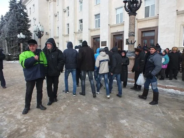 Два херсонских Майдана: кто кого провоцирует?