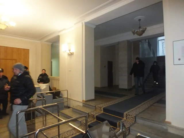 В Херсоне захватили ОГА. Костяк написал заявление об отставке (дополнено)