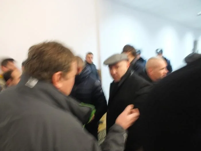 В Херсоне захватили ОГА. Костяк написал заявление об отставке (дополнено)