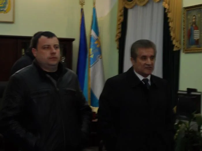 В Херсоне захватили ОГА. Костяк написал заявление об отставке (дополнено)