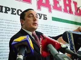 Чиновнику херсонского гор(е)исполкома грозит тюрьма. Милиция и прокуратура пока бездействуют