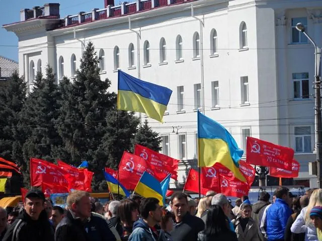 Херсонские коммунисты затерялись между Евромайданами (фоторепортаж)