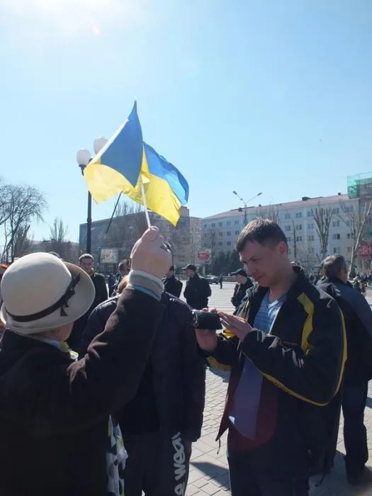 Херсонские коммунисты затерялись между Евромайданами (фоторепортаж)