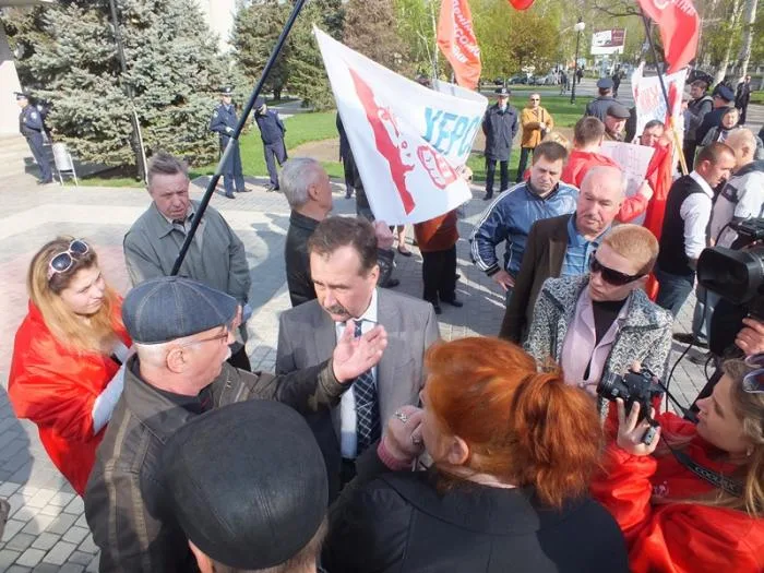 На митинг коммунистов в Херсоне собралось только 30 человек