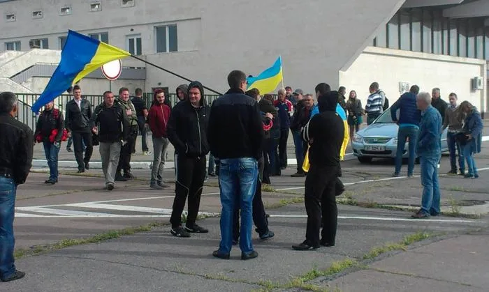 По факту блокирования самолета Добкина в Херсоне возбуждено уголовное производство