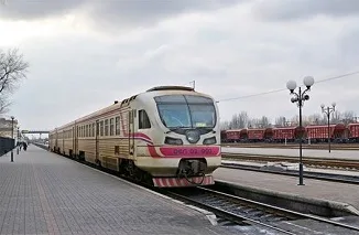 Через Херсон теперь будет ходить меньше поездов