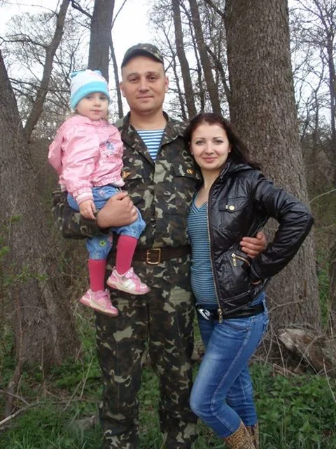 Херсонцы сегодня почтят память погибших военных в сбитом под Луганском самолете