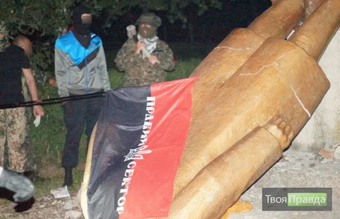 Ленинопад на Херсонщине продолжается