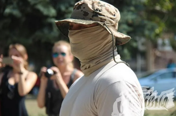 У памятника Шевченко представили новый батальон самообороны «Таврия»