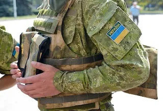 Херсонские портовики купили бронежилеты и спальники своим мобилизованным коллегам