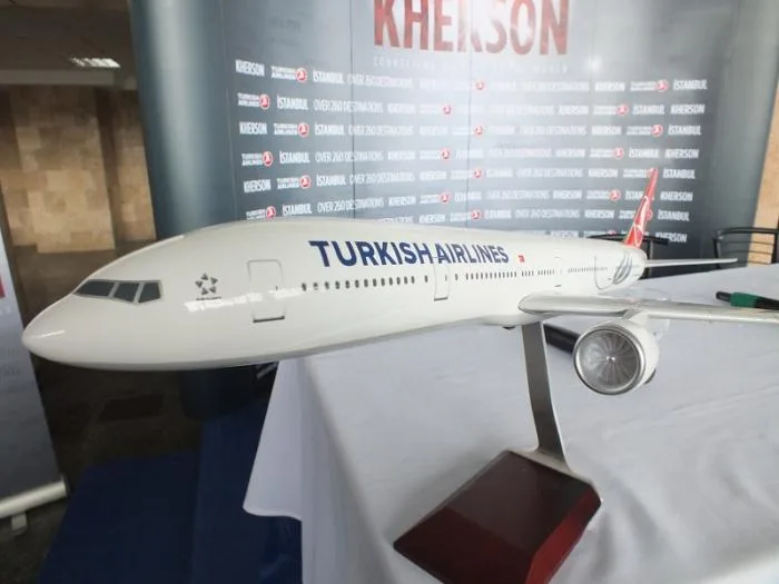 Turkish Airlines открыл регулярные рейсы в Херсон