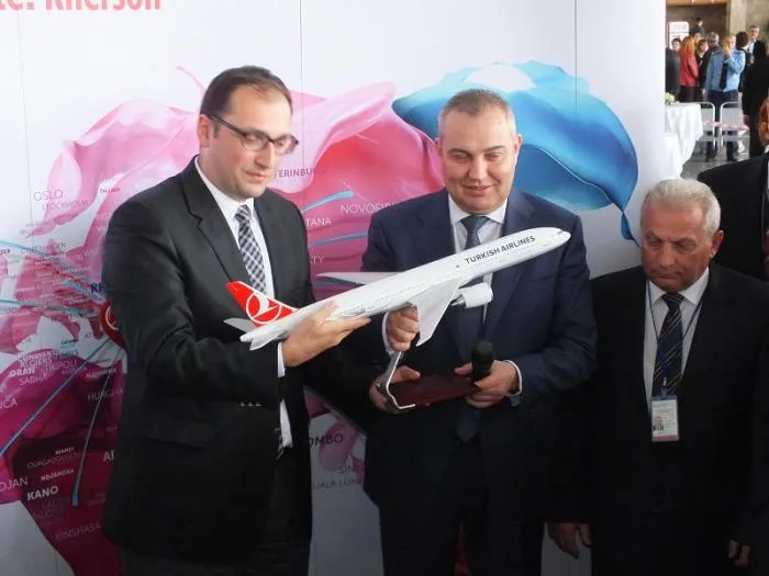 Turkish Airlines открыл регулярные рейсы в Херсон