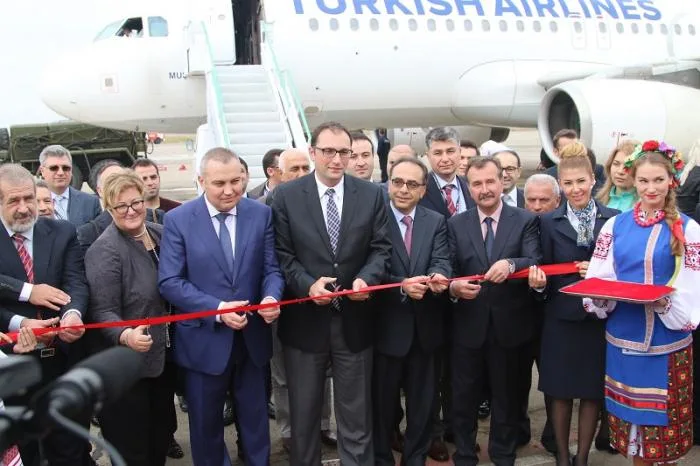 Turkish Airlines открыл регулярные рейсы в Херсон