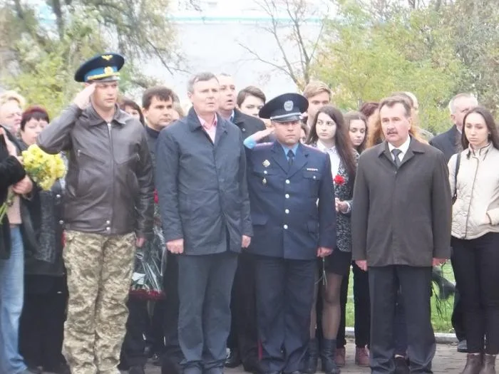 В Херсоне открыли памятник героям АТО