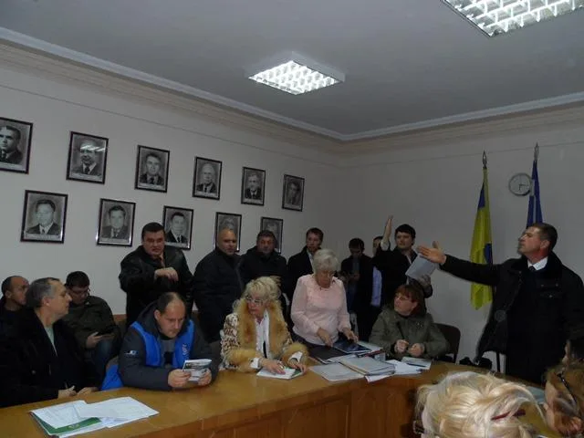 ЦИК заменила председателя самого скандального херсонского окружкома