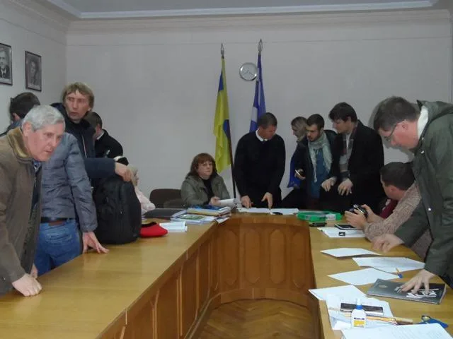 ЦИК заменила председателя самого скандального херсонского окружкома